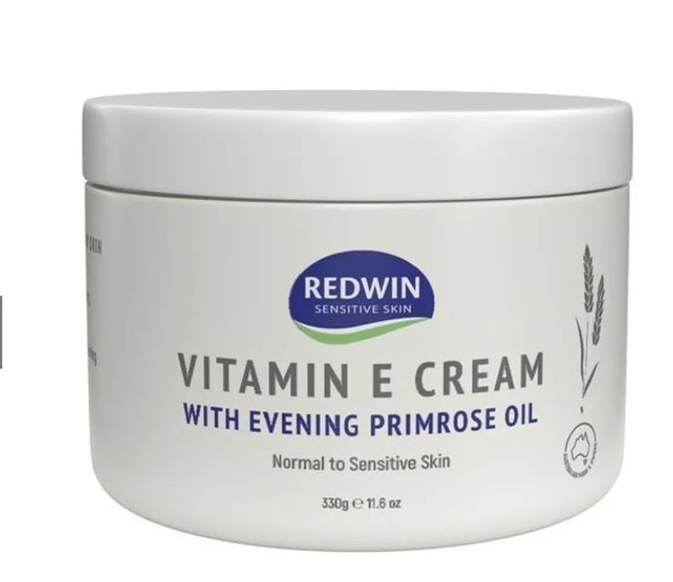 Kem Dưỡng Ẩm Redwin Vitamin E Cream 300g của &Uacute;c