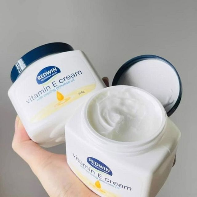 Kem Dưỡng Ẩm Redwin Vitamin E Cream 300g