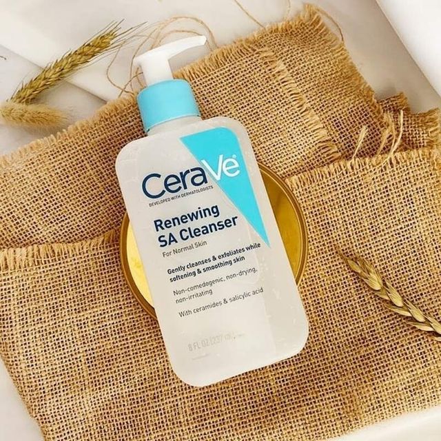 Dễ D&agrave;ng Sử Dụng Sữa Rửa Mặt Cerave