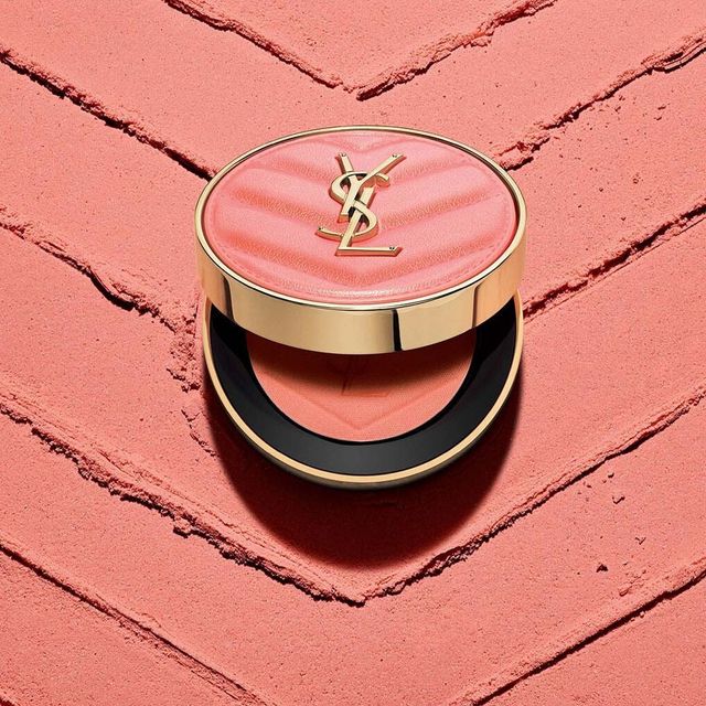 T&ocirc;ng m&agrave;u tự nhi&ecirc;n của M&aacute; Hồng YSL