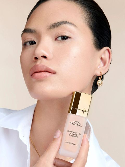 Kem Chống Nắng DIOR Prestige Le Protecteur UV Jeunesse Et Lumi&egrave;re #Glow