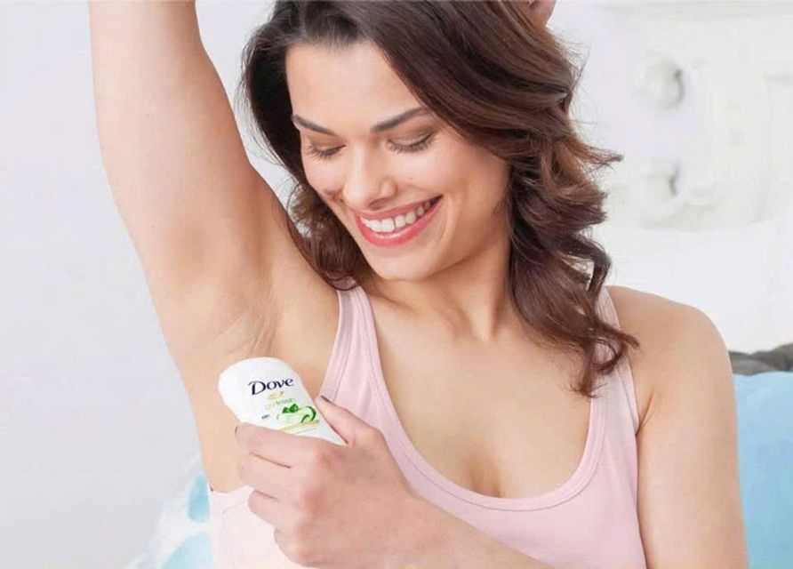 Lăn khử m&ugrave;i Dove Cucumber 40g