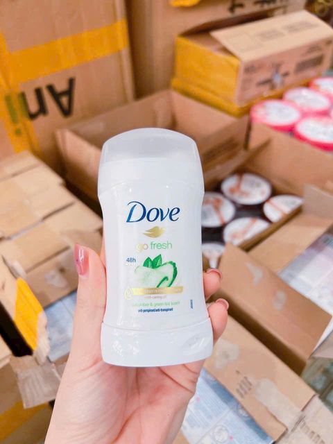 Lăn khử m&ugrave;i Dove Cucumber 40g