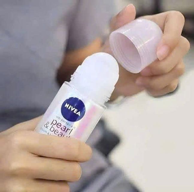 Lăn Khử M&ugrave;i Nivea Pearl Beauty 48H