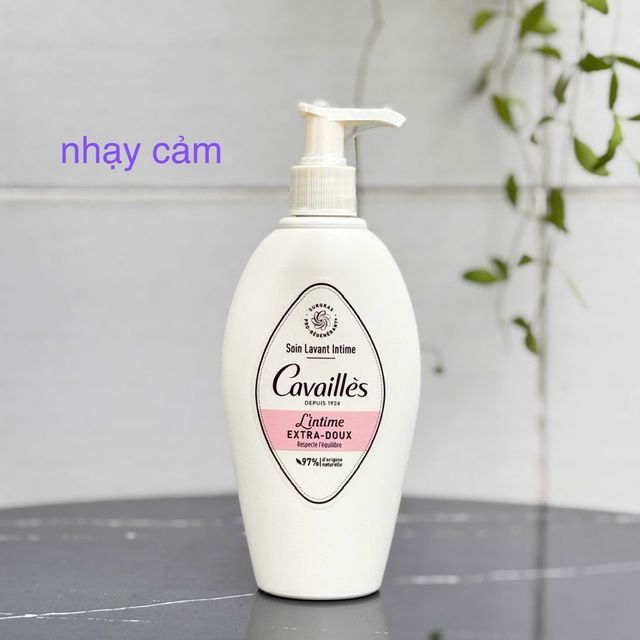 Dung dịch vệ sinh phụ nữ Rog&eacute; Cavaill&egrave;s 250ml - Đ&aacute;nh gi&aacute; người ti&ecirc;u d&ugrave;ng