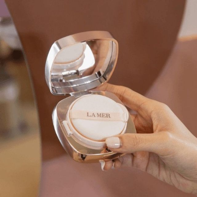 Hộp phấn La Mer The Luminous Lifting Cushion Foundation SPF 20+
