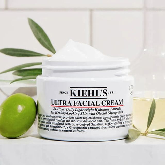 Kem Dưỡng Cấp Ẩm Kiehl's Ultra Facial Cream 125ml - Dưỡng Ẩm Hiệu Quả Cho Da Khô, Đem Lại Cảm Giác Mềm Mịn, Rạng Rỡ - hình ảnh thực tế