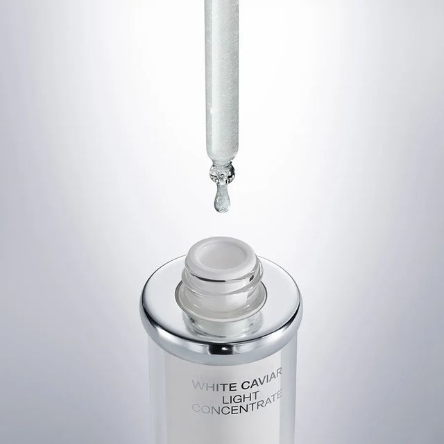 Tinh Chất Dưỡng Da Trẻ H&oacute;a La Prairie