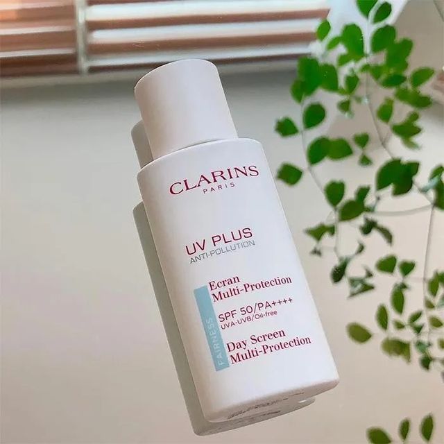 Kem Chống Nắng Clarins