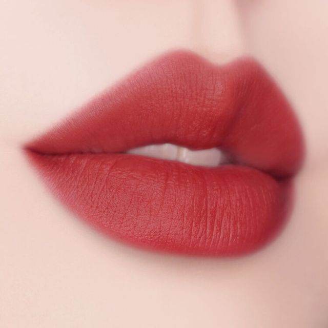 Son LANC&Ocirc;ME L'Absolu Rouge Intimatte Lipstick #362 Knitted Red