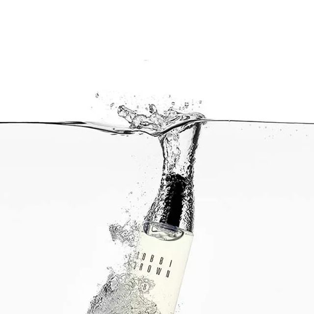 Dầu tẩy trang Bobbi Brown Soothing Cleansing Oil 200ml Ch&iacute;nh H&atilde;ng