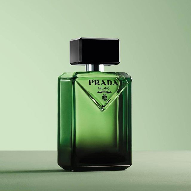Thiết kế chai Prada Paradigme