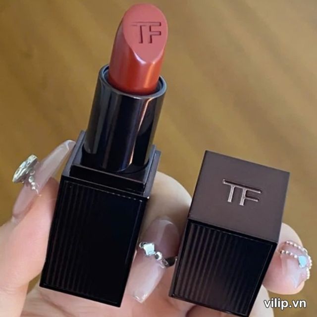Son L&igrave; Tom Ford - sử dụng