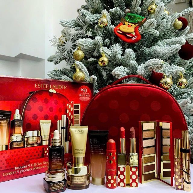 Vali Est&eacute;e Lauder Holiday Blockbuster Beauty 2025