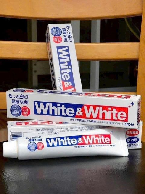 Kem Đ&aacute;nh Răng White & White 150g