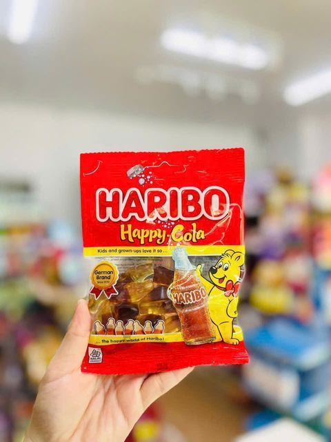 Kh&ocirc;ng gian tiệc t&ugrave;ng với kẹo Haribo