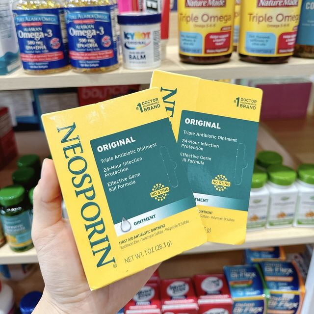 Kem mỡ kh&aacute;ng vi&ecirc;m Neosporin