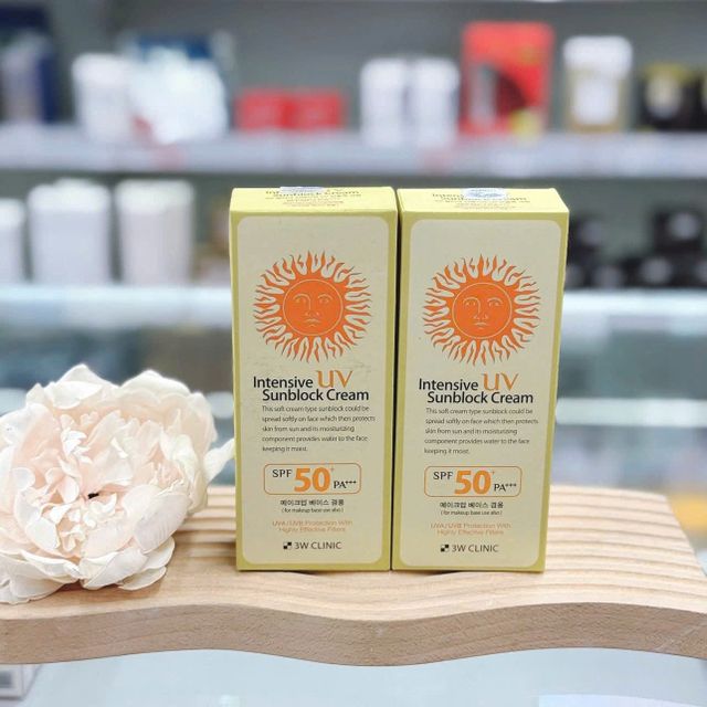 Kem Chống Nắng 3W Clinic Intensive UV Sun Block 70ml