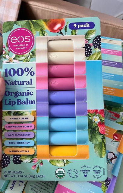 Son Dưỡng EOS Chất Lượng