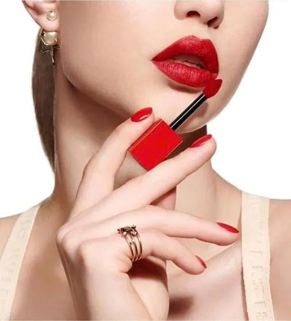 Son Kem Dior 855 Ultra Care Liquid Sensual - M&agrave;u Đỏ Tươi
