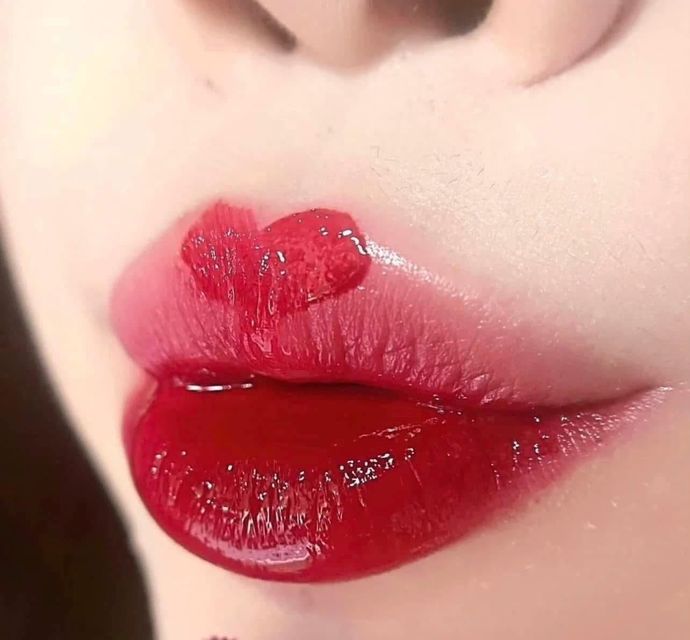 Son m&ocirc;i cao cấp Dior