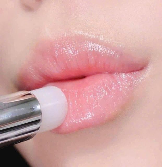 Son Dưỡng YN Natural Melting Honey Lip Balm H&agrave;n Quốc