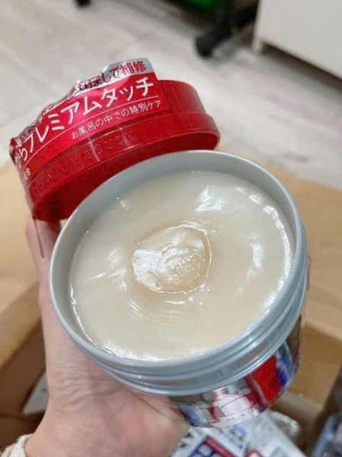 Kem ủ t&oacute;c Fino Shiseido 230g