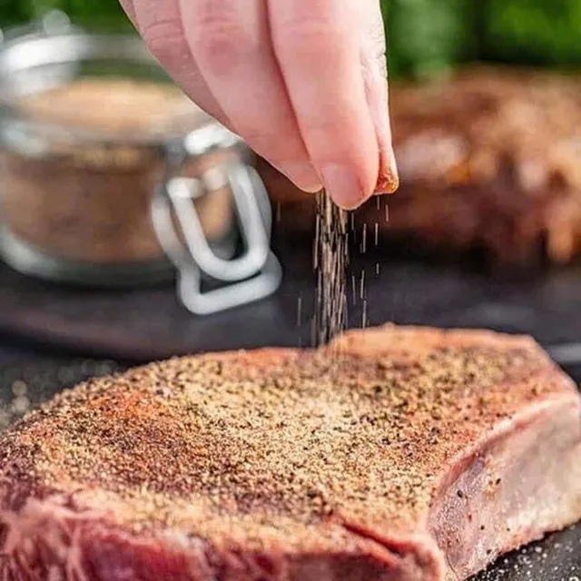 Ướp Steak với Grill Mates Montreal