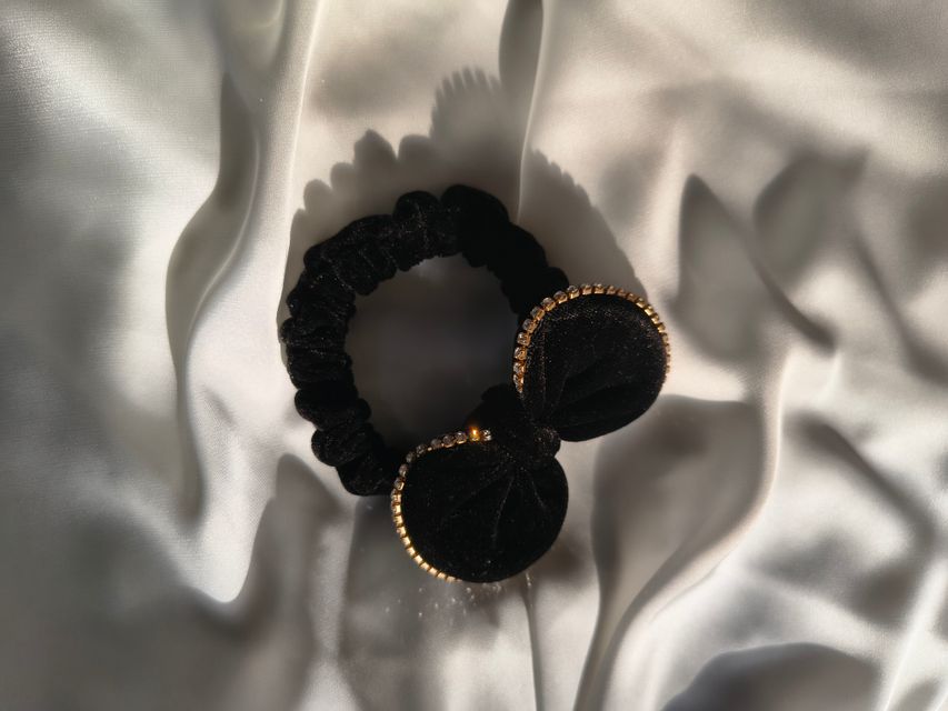 Phụ kiện t&oacute;c trẻ trung
