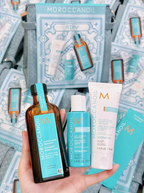 Sử dụng Moroccanoil Moisture Repair