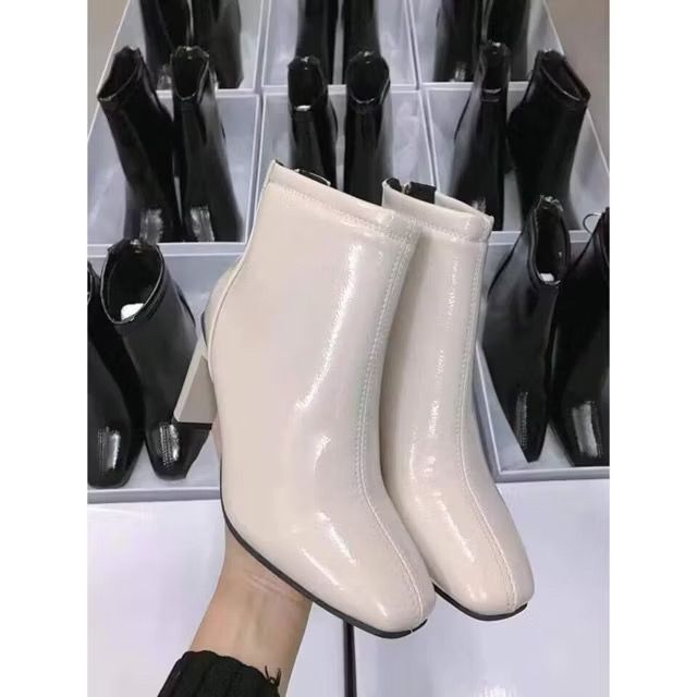 BOOT DA KEM CỔ THẤP MŨI VU&Ocirc;NG