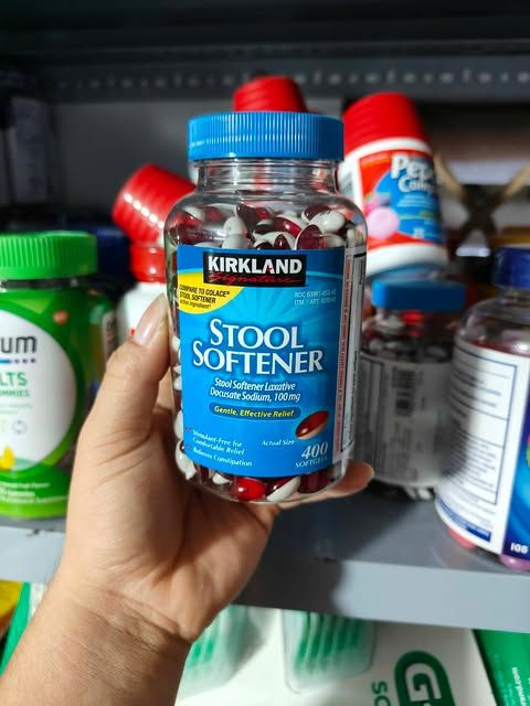 Kirkland Signature Stool Softener 400 vi&ecirc;n