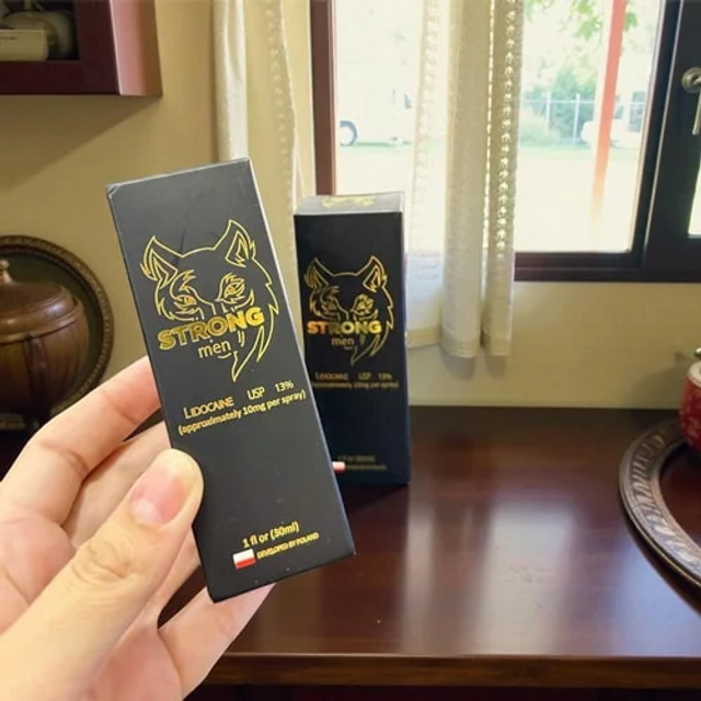 Thiết kế mẫu Gel b&ocirc;i trơn STRONG Men Olimp