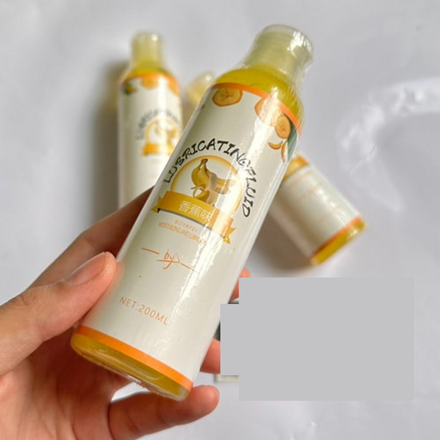 Gel B&ocirc;i Trơn Hương Chuối