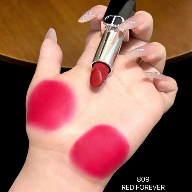 Son Dior 809 Red Forever