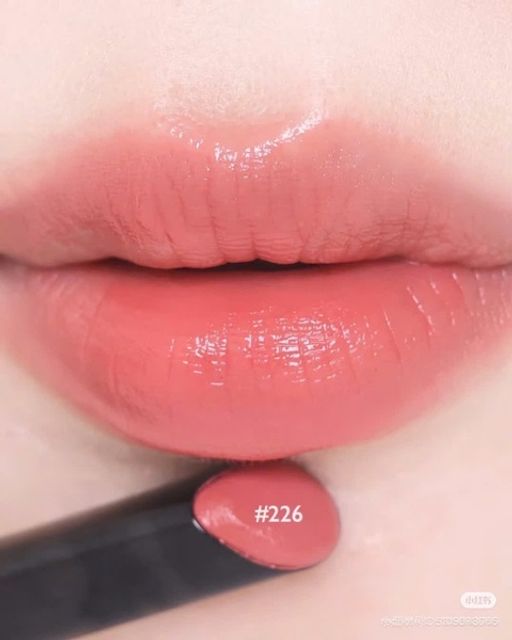 Dior Lipstick on Stage