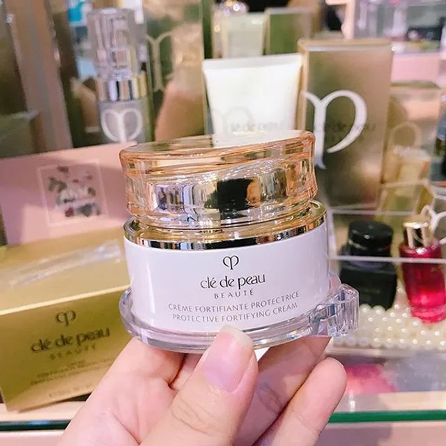 Kem Dưỡng Da Cl&eacute; De Peau Beaute