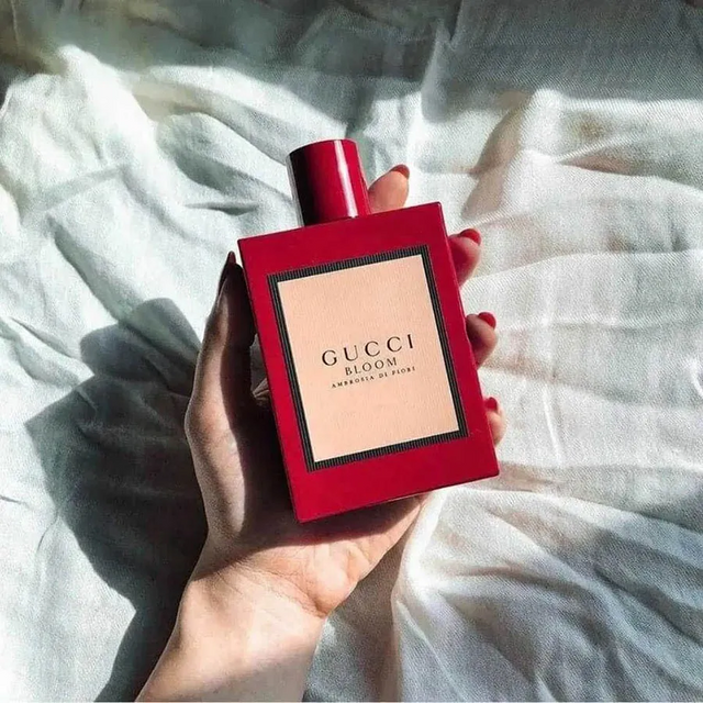 Gucci Bloom Ambrosia Di Fiori Moisturizing
