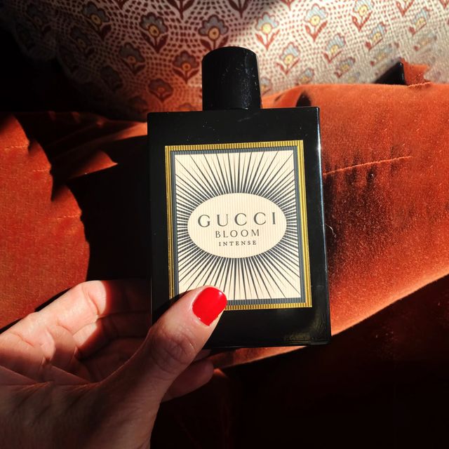 Mua Gucci Bloom Eau De Parfum Intense