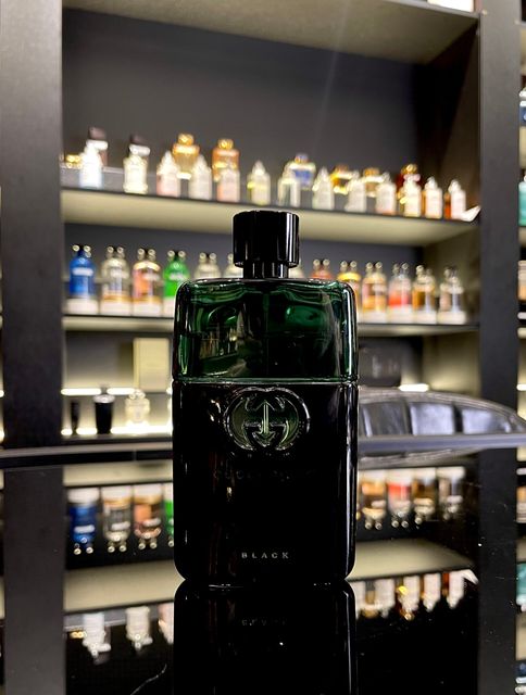 Sử Dụng Nước Hoa Gucci Guilty Black
