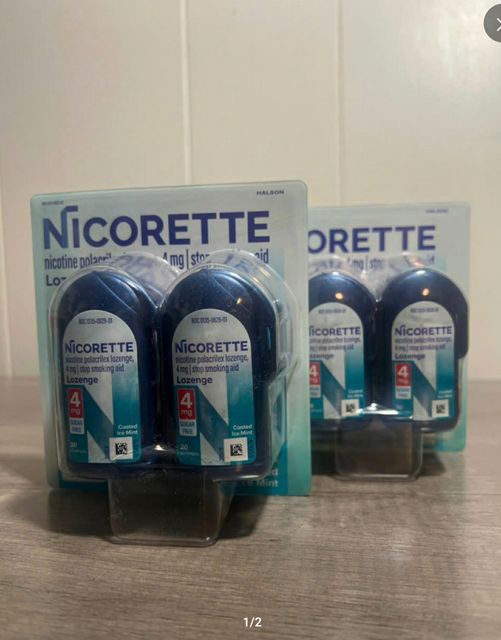 Kẹo ngậm cai sản phẩm hỗ trợ l&aacute; Nicorette Lozenge Ice Mint 4mg 80 vi&ecirc;n