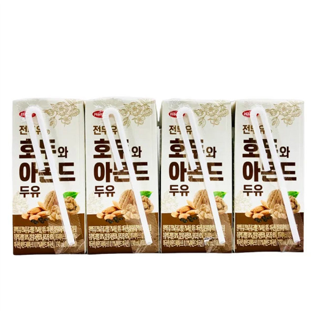 Sữa &oacute;c ch&oacute; H&agrave;n Quốc hạnh nh&acirc;n đậu đen Hanmi 190ml