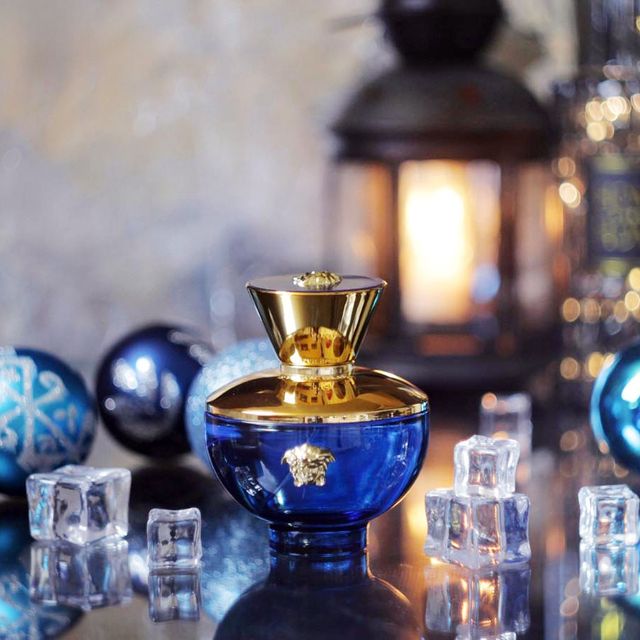 M&oacute;n Qu&agrave; &Yacute; Nghĩa từ Nước Hoa Versace