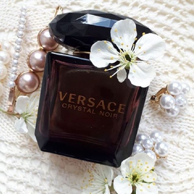 Nước Hoa Nữ Versace Crystal Noir Hoa Nh&agrave;i v&agrave; Vani