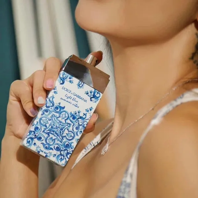 M&ugrave;i Hương Nước Hoa Dolce & Gabbana