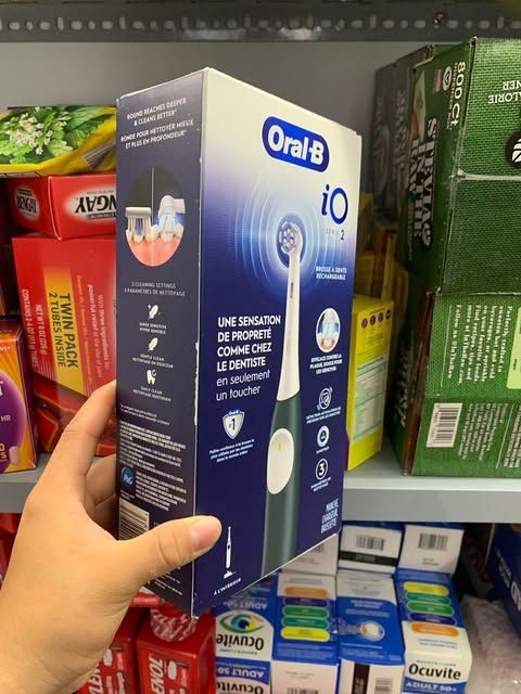 B&agrave;n chải điện Oral-B iO Series 2