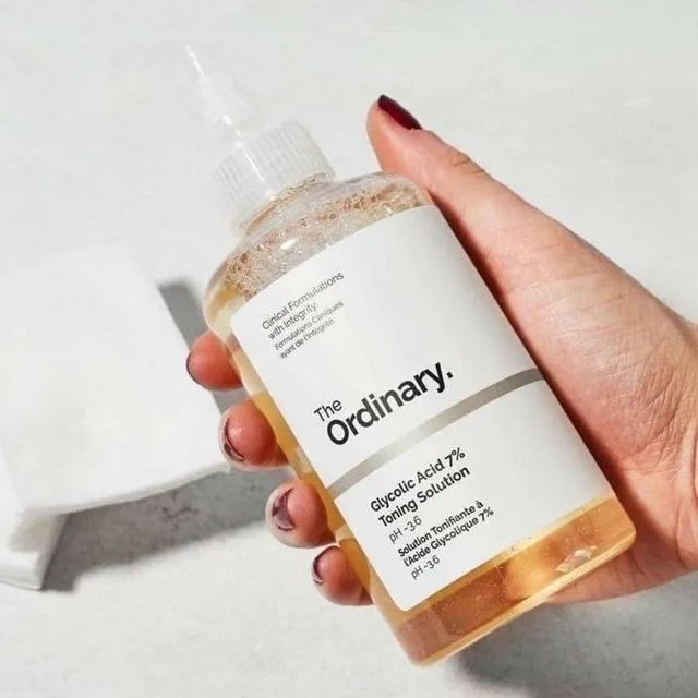 Nước C&acirc;n Bằng The Ordinary Glycolic Acid 7% Toning Solution 240ml