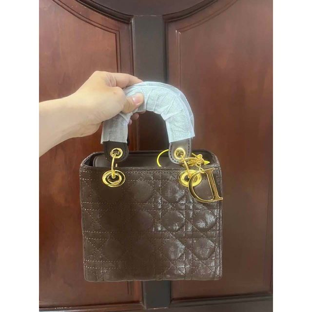 T&uacute;i X&aacute;ch Nữ D&aacute;ng Vu&ocirc;ng