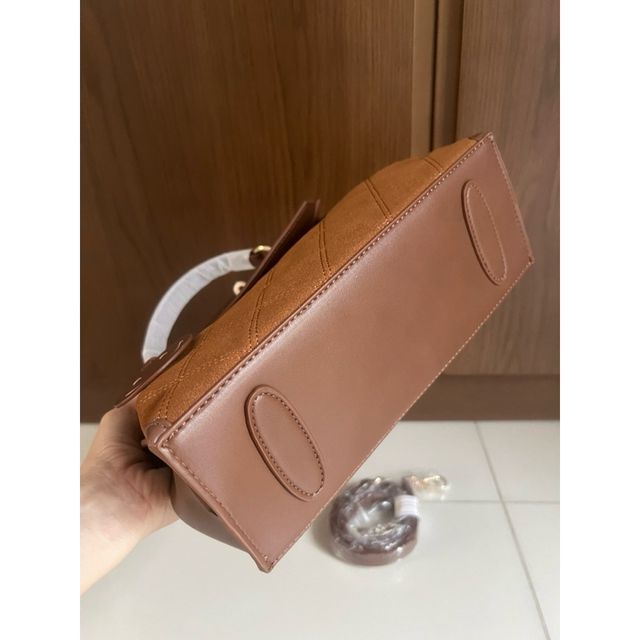 T&uacute;i cầm tay, đeo ch&eacute;o da B&ograve; Kiểu D&aacute;ng H.M