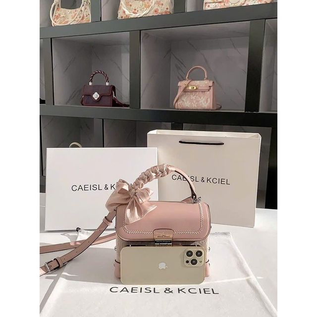 T&uacute;i x&aacute;ch Nữ MISS GAIL Hộp Chữ Nhật M&agrave;u Hồng Xinh Xắn
